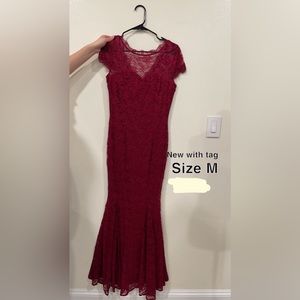 Burgundy lace Maxi Dress, Size M